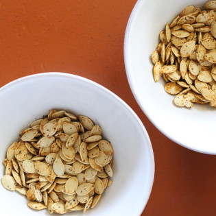 In the Kitchen: Roasted Pumpkin Seeds In the Kitchen: Roasted Pumpkin Seeds