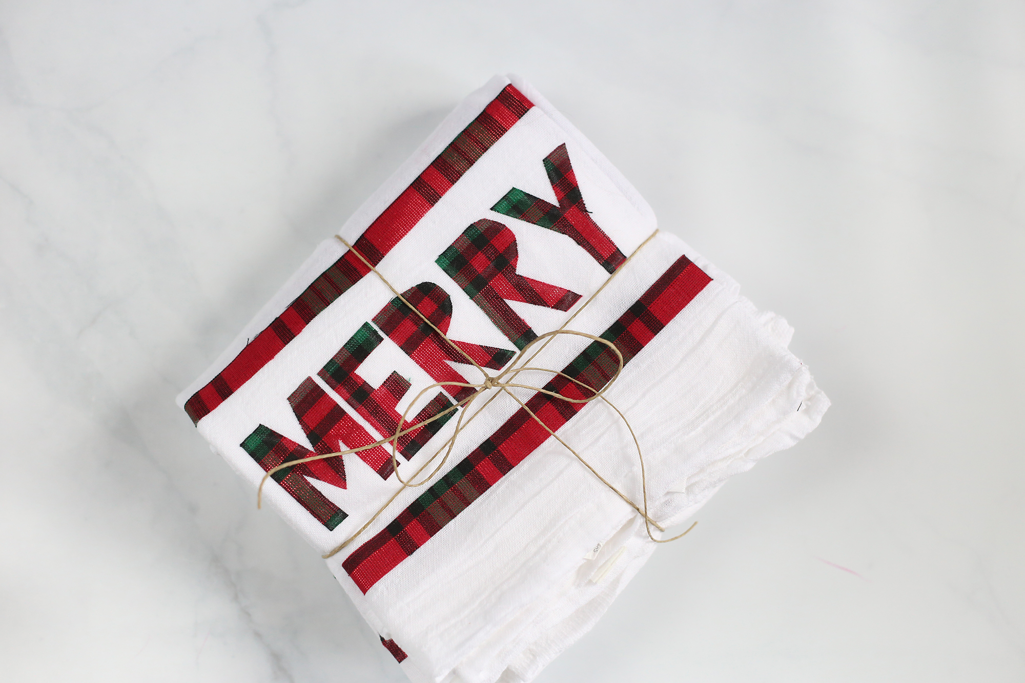 We decided to take something functional- like tea towels- and make them over in holiday style // Lily & Val Living