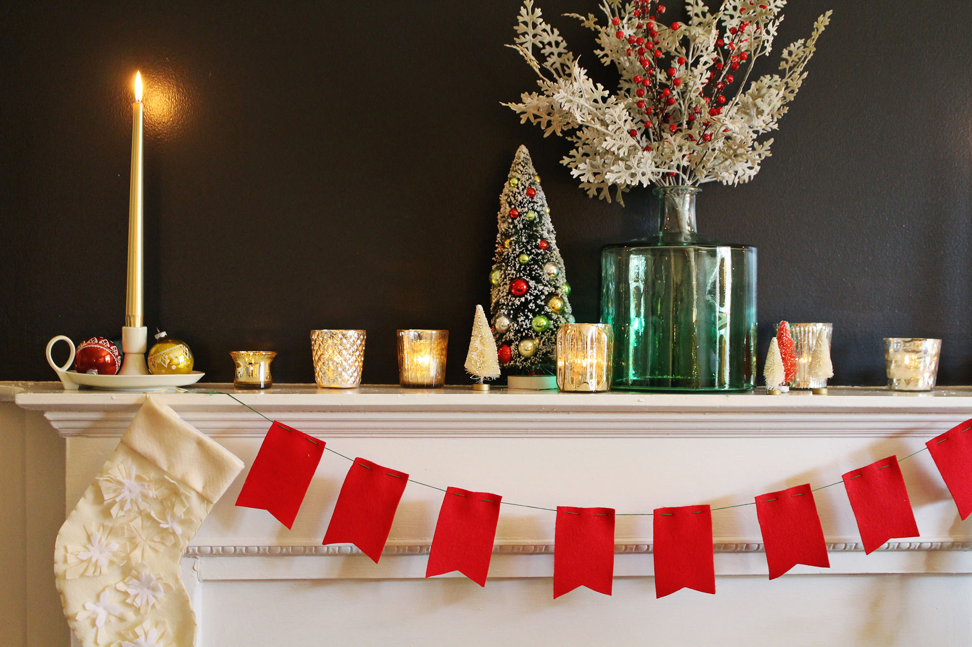 Tips for decorating your holiday mantel