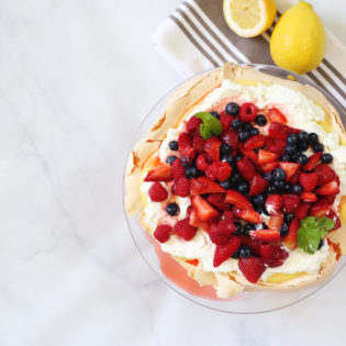 In the Kitchen: Summer Pavlova In the Kitchen: Summer Pavlova