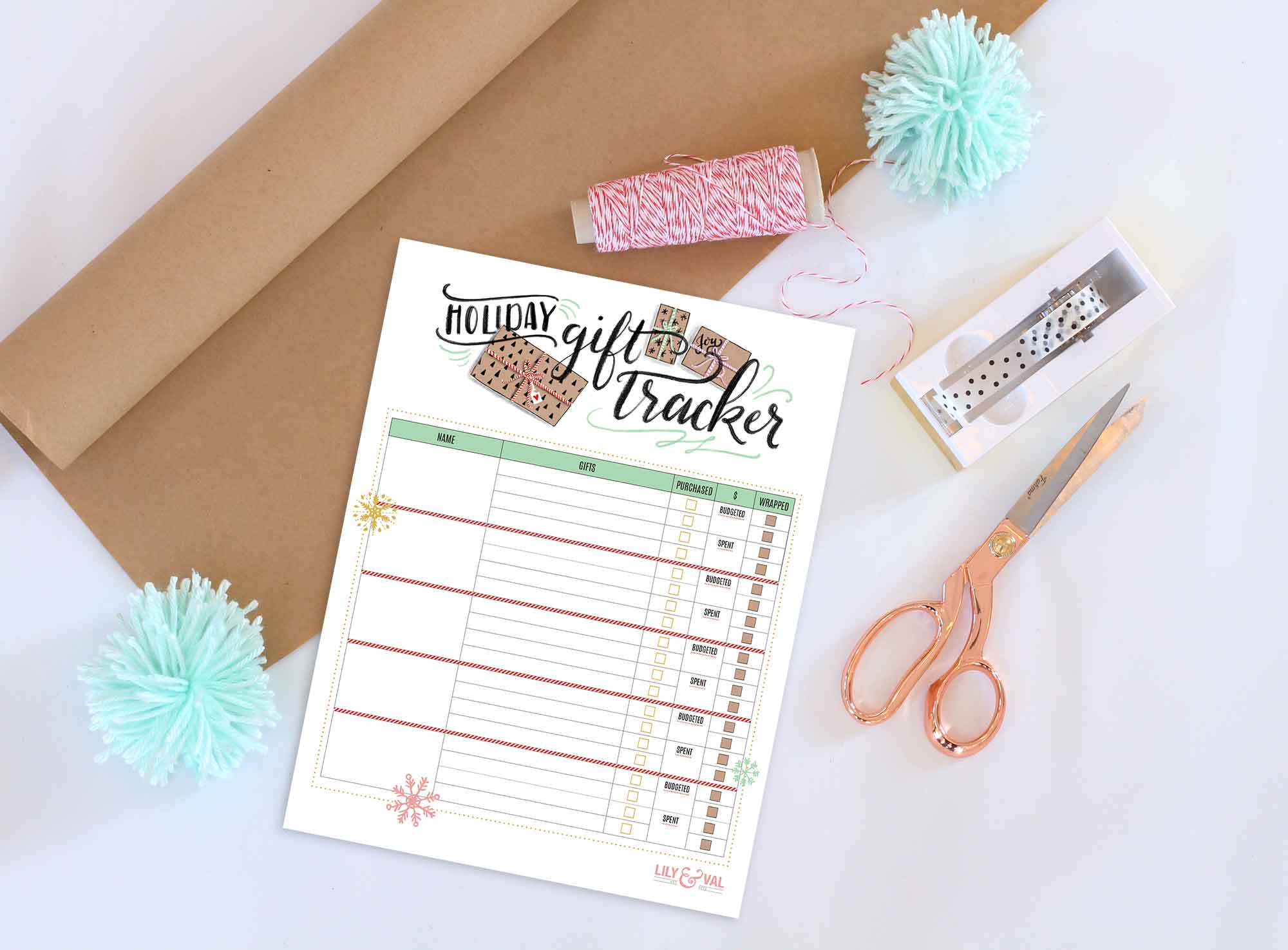 Download a free holiday gift tracker printable and make your gift buying organization simple! 
