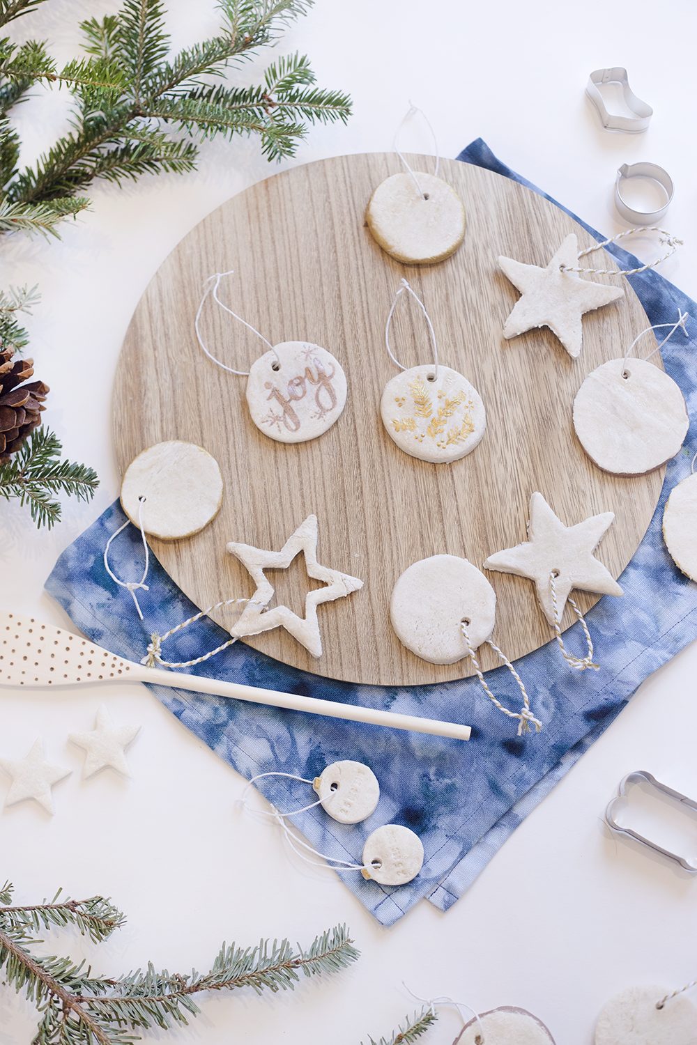 http://blog.lilyandval.com/wp-content/uploads/2016/12/salt-ornaments-2.png