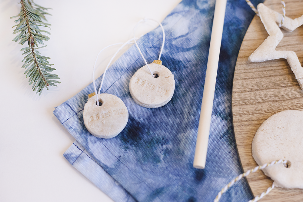 Remember the salt dough ornaments we used to make as kids? Well they're back - with a simple, elegant upgrade to bring a rustic nostalgic to your modern tree. Click through to see the recipe!