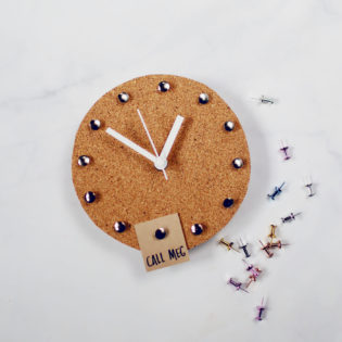 DIY Cork Clock DIY Cork Clock