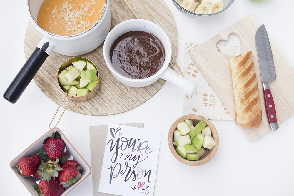 fondue for two | fondue recipes | date night ideas