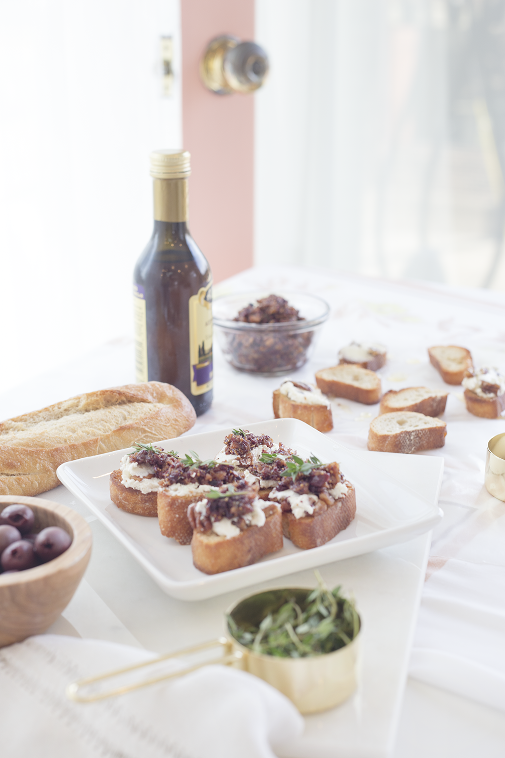 fig and olive tapenade | goat cheese crostini | olive tapenade recipe