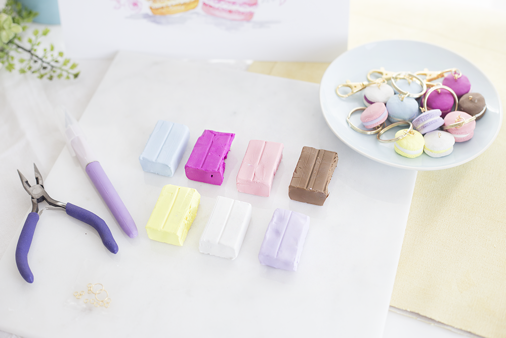 mini macaron keychain | mini macaron diy | macaron keychain