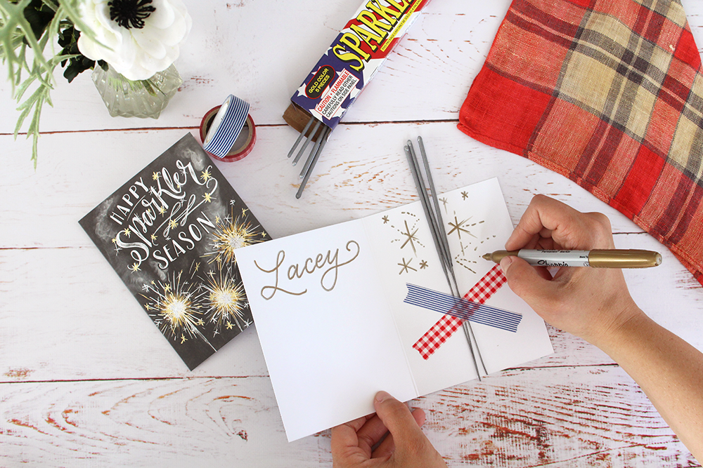 How to make these fun Fourth of July Place Settings : A DIY project from Lily & Val Living | hand-drawn Happy Sparkler Season card