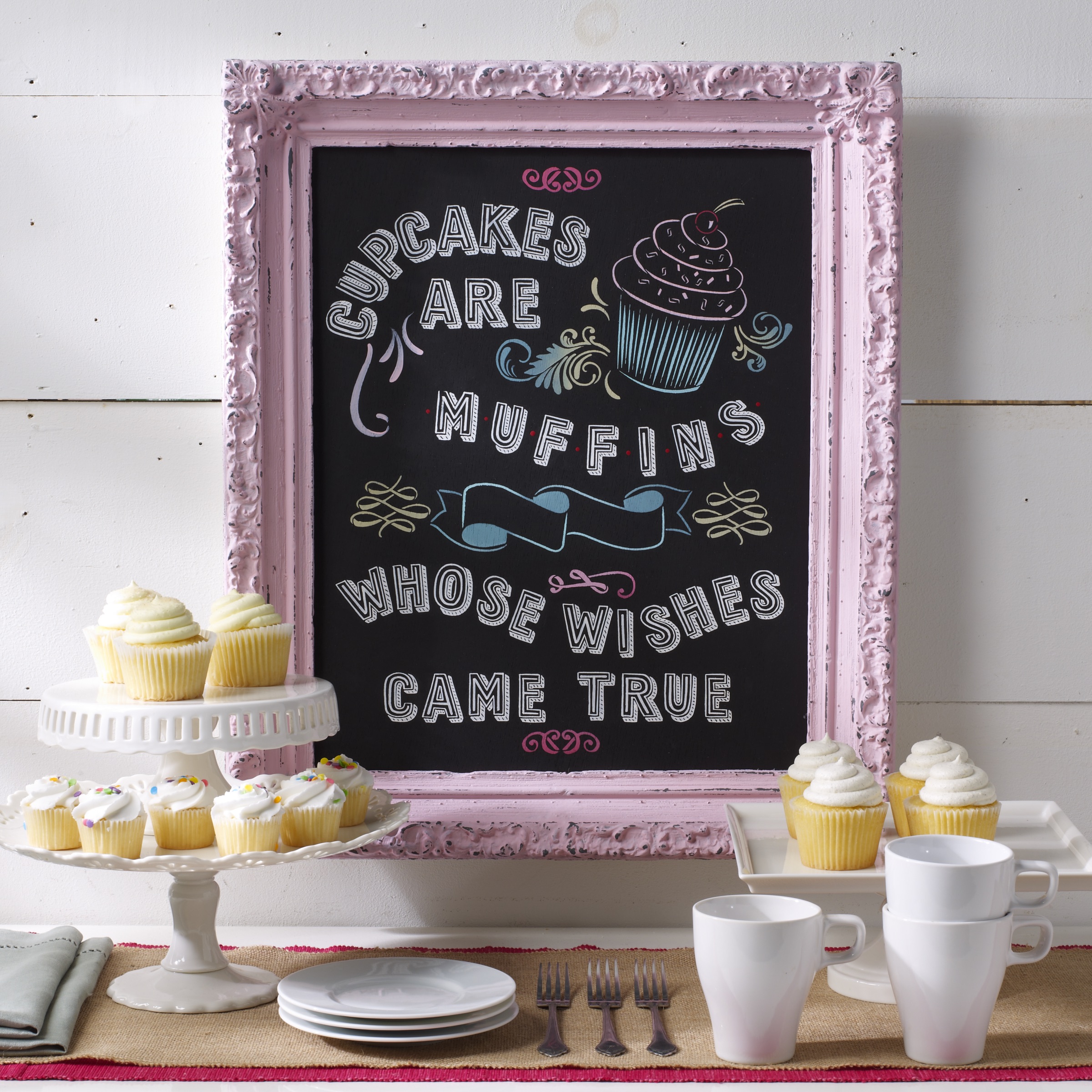 Make your own Chalkboard Art with Lily & Val stencils 