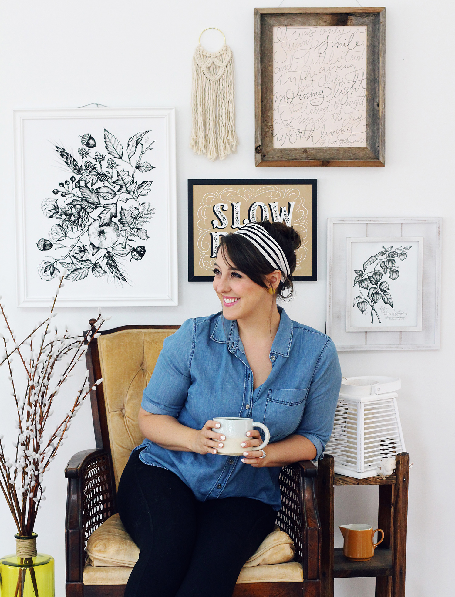 Fall Gallery Wall Inspiration | 3 tips for putting together a Fall Gallery Wall | Lily & Val fall decor