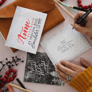 5 Holiday Card Envelope Decorating Ideas 5 Holiday Card Envelope Decorating Ideas