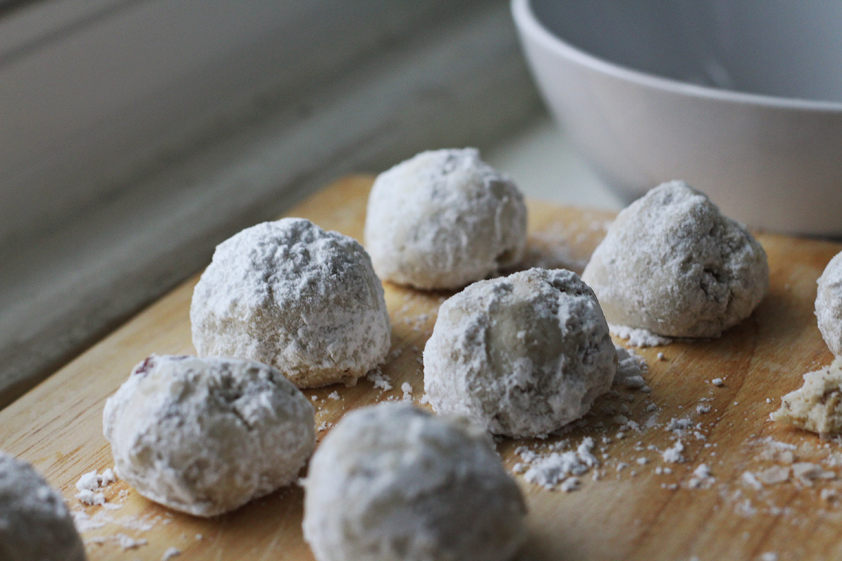 How To Make Russian Tea Cookies