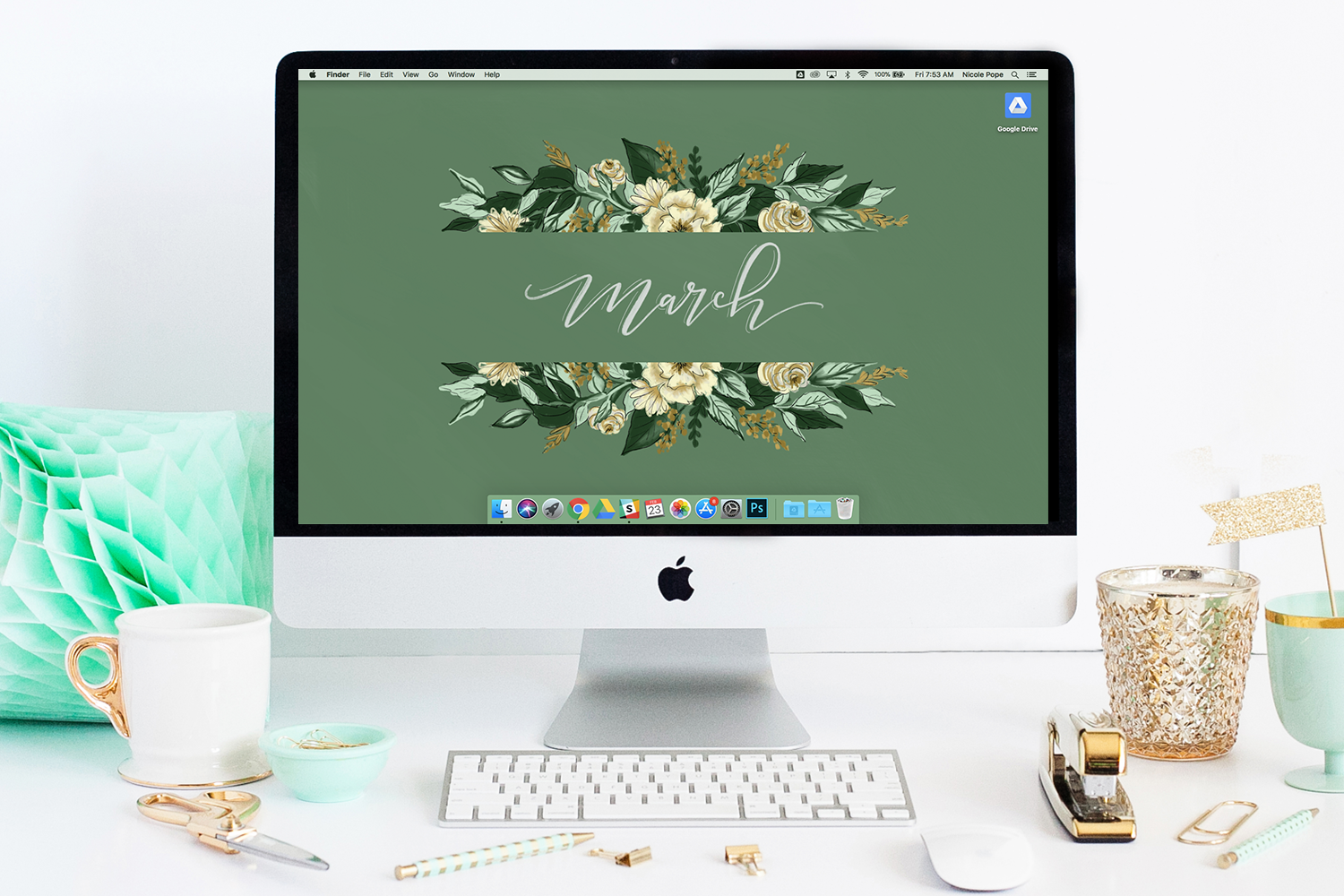 "Green Floral" March Free Desktop Wallpaper Download