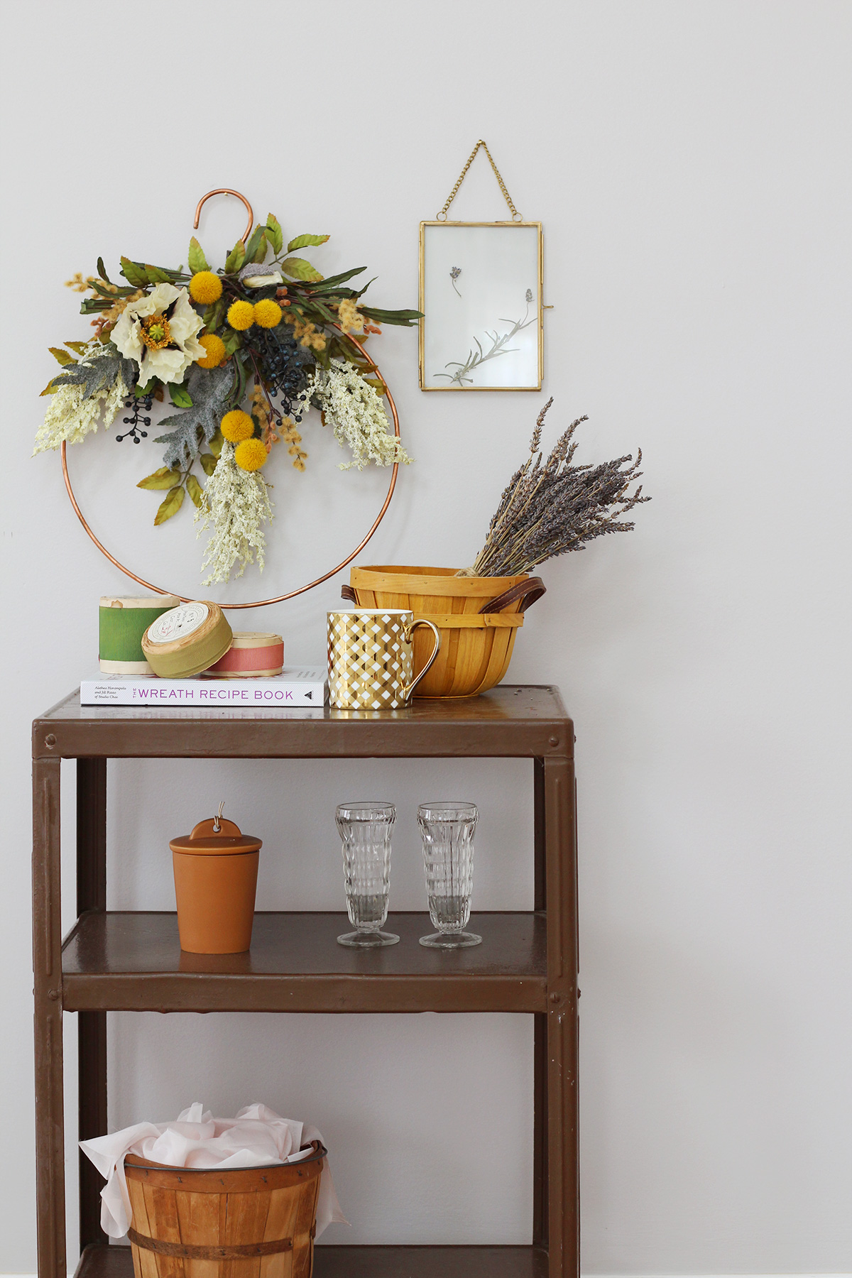 4 Tips for Displaying a Wreath Indoors