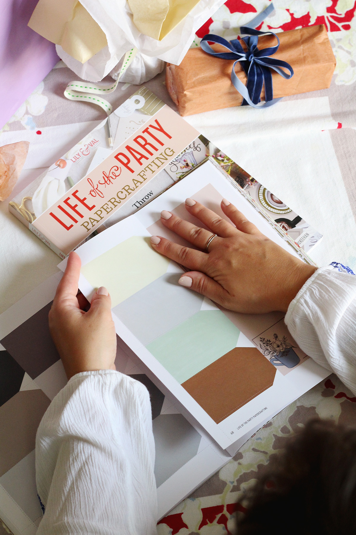 Life Of The Party Papercrafting is an entire book of paper crafts for parties. Perfect for paper lovers and scrapbookers!