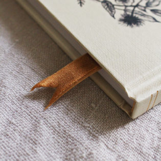 How To Use The Bookmark in Your L&V Wedding Guestbook How To Use The Bookmark in Your L&V Wedding Guestbook