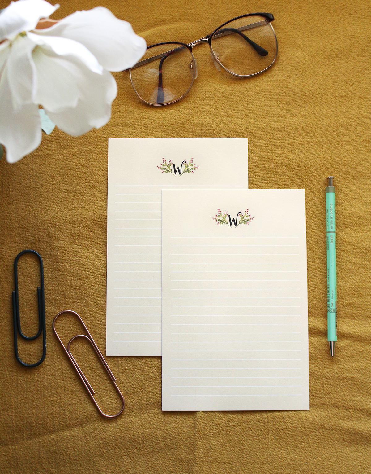 Download Our Pretty Printable Stationery Sheets for Letter Writing 