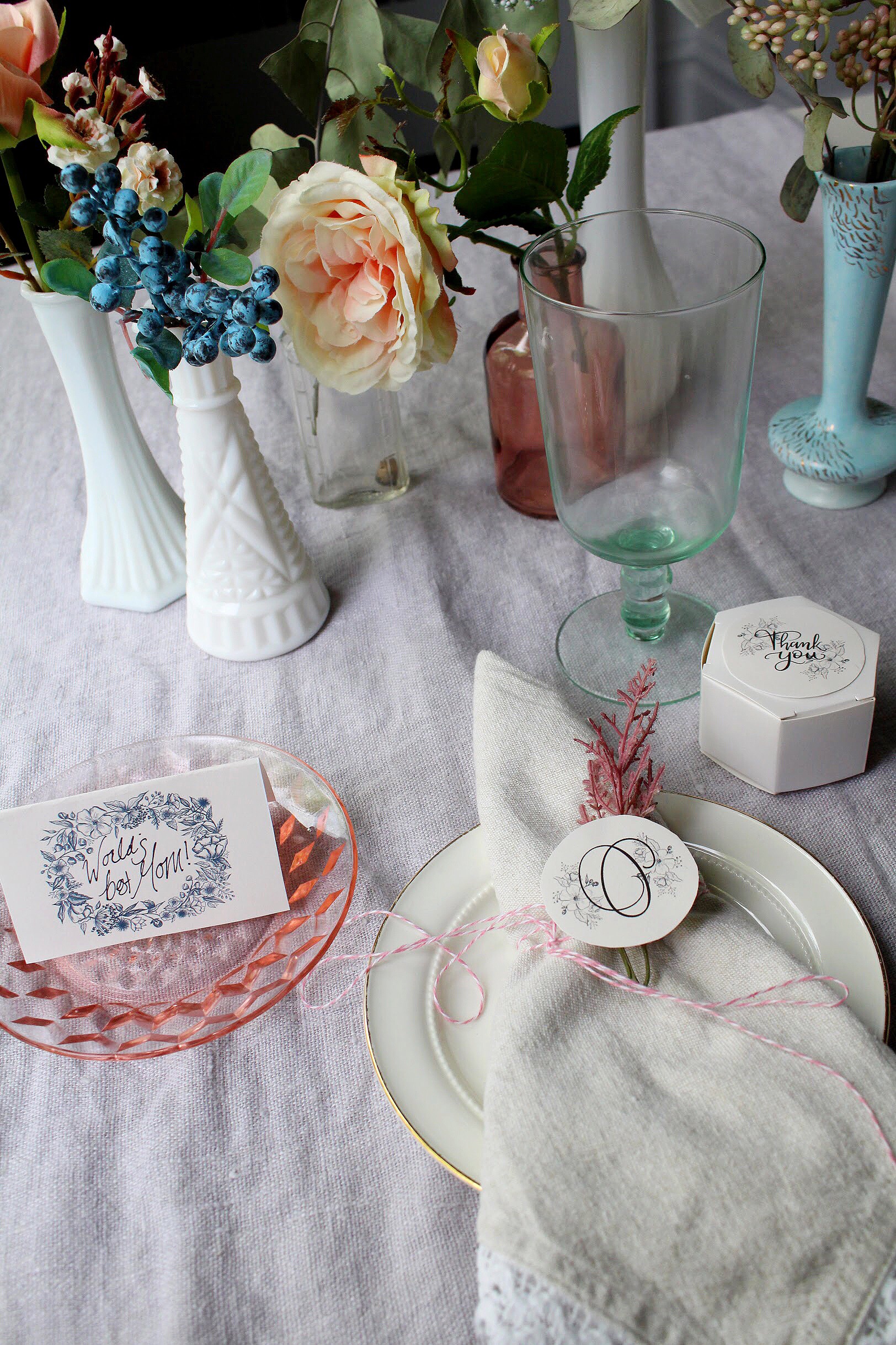 Wedding Downloads for your Mother's Day place setting