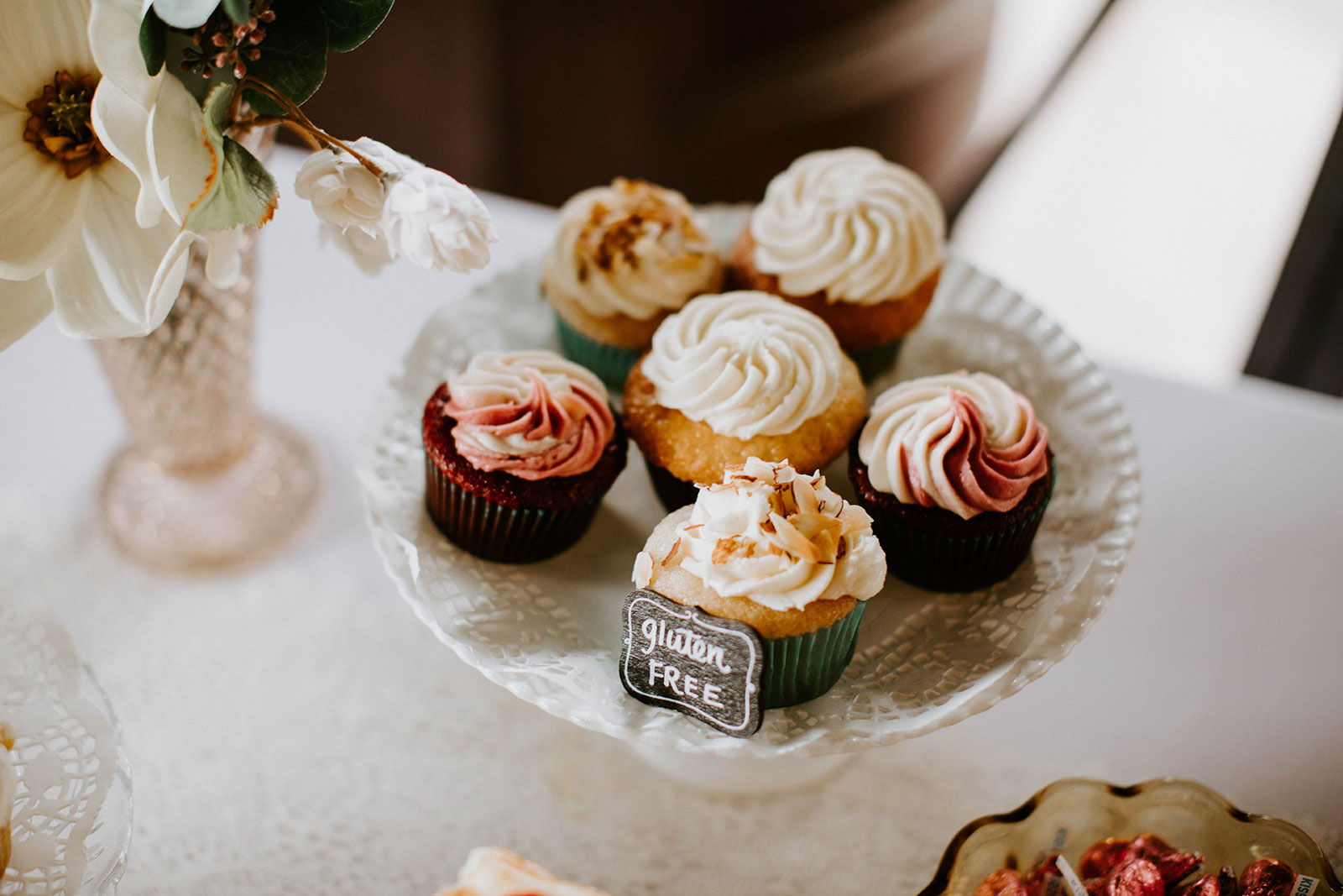 gluten free cupcakes from Gluuteny Bakery