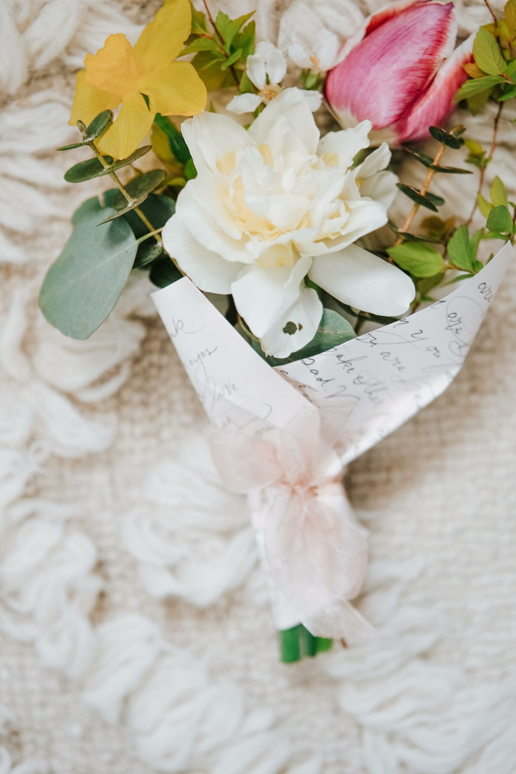 Petite Paper-Wrapped Bouquets Project