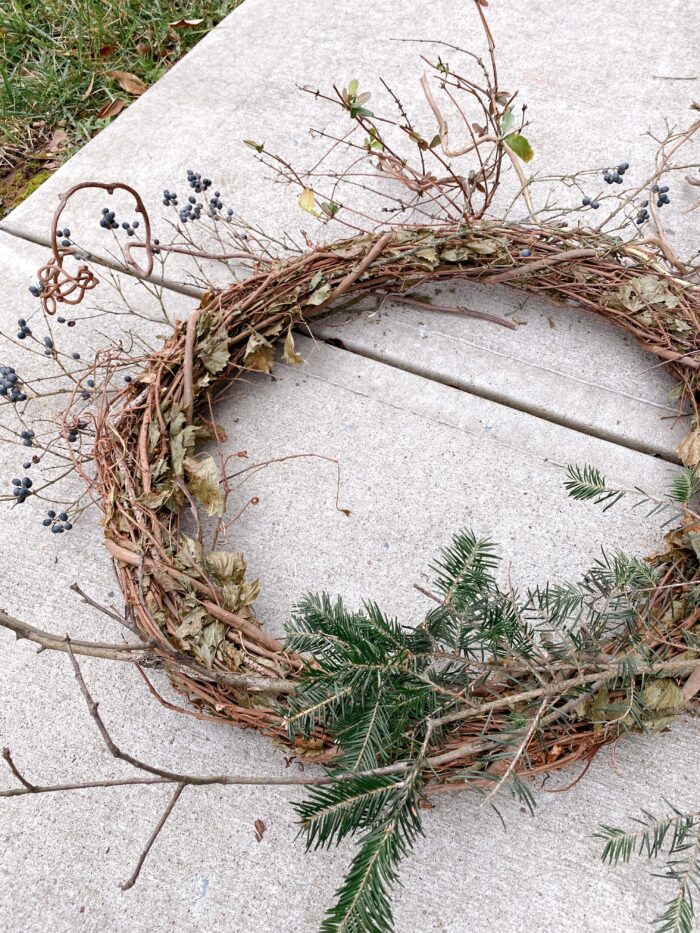 How To Make a Rustic Dried Orange Grapevine Wreath for the Holidays
