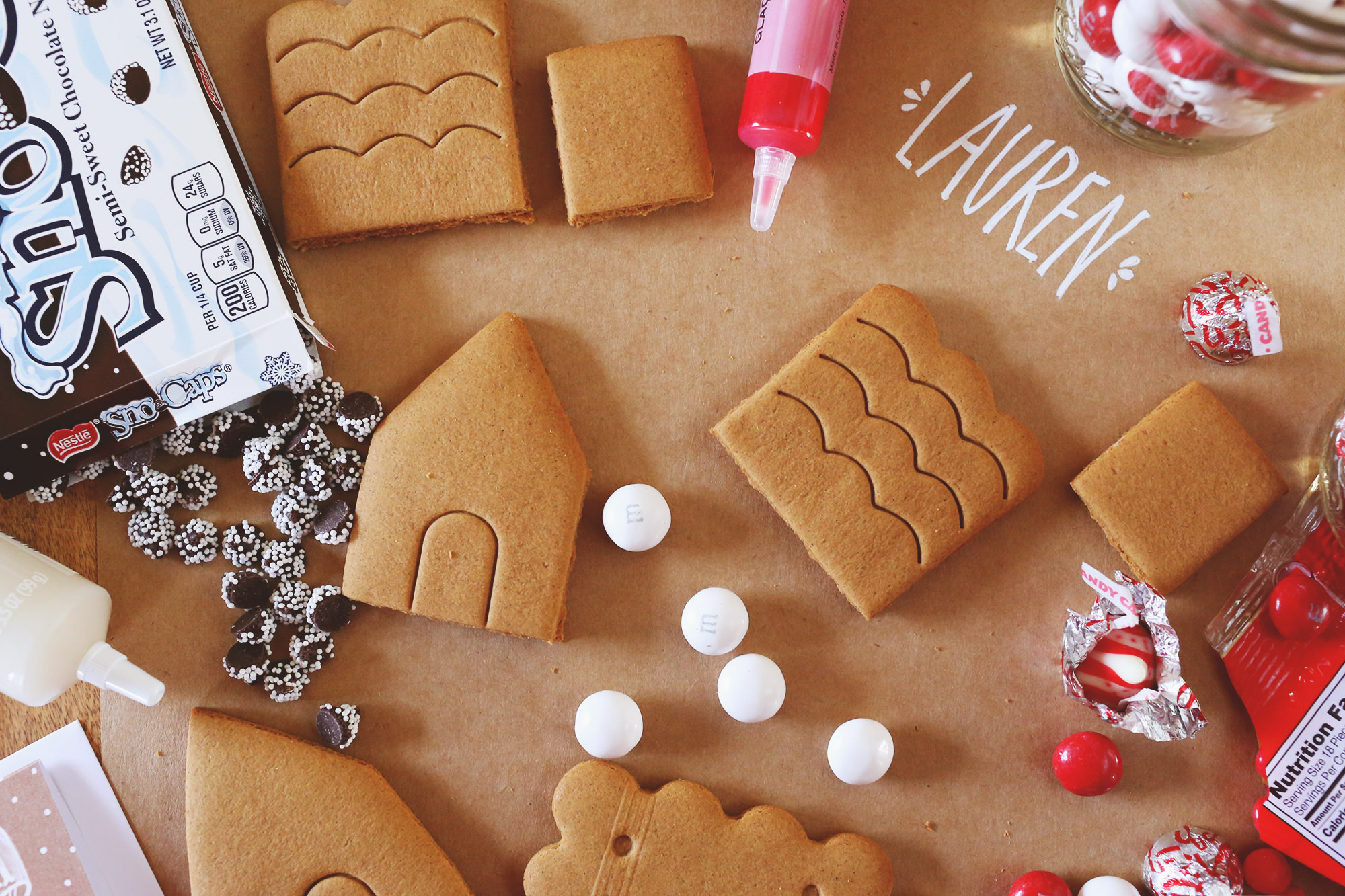 Thinking of hosting a gingerbread house party? Visit the blog for our three helpful tips!